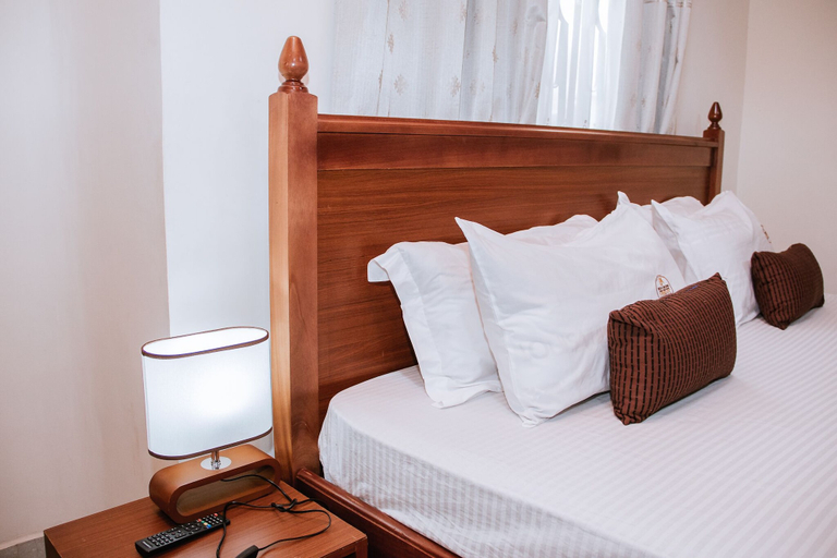 Bedroom 3, Ben and Moons Lodge and Event Center, Ga East