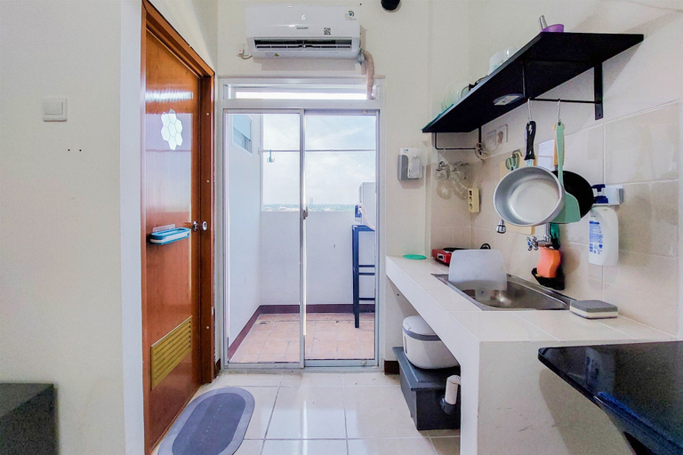 Bathroom 5, Nice Studio At Loftvilles City Apartment, Tangerang Selatan