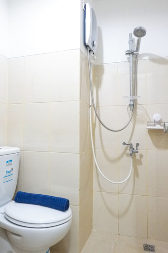 Bathroom 7