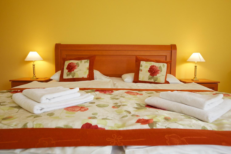 Bedroom 2, Hotel Jarja, Hajdúszoboszló