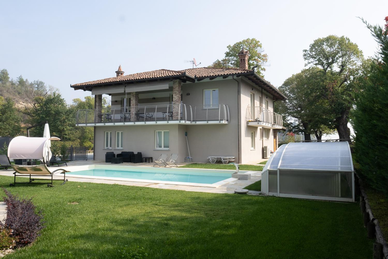 Swimming Pool 12