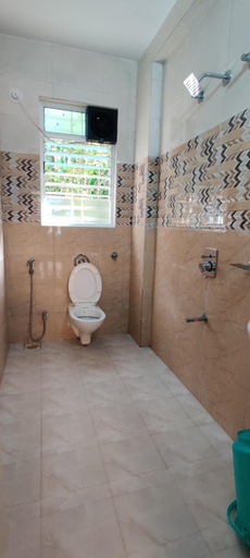 Bathroom 3, Shree Swami Samarth Beach Resort, Raigarh