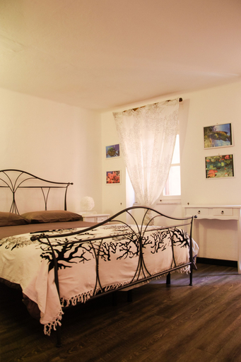 Bedroom 3, Demivie Guesthouse, La Spezia