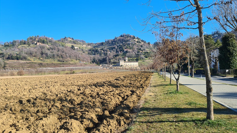 Others 4, Casa Valle D'Astino, Bergamo