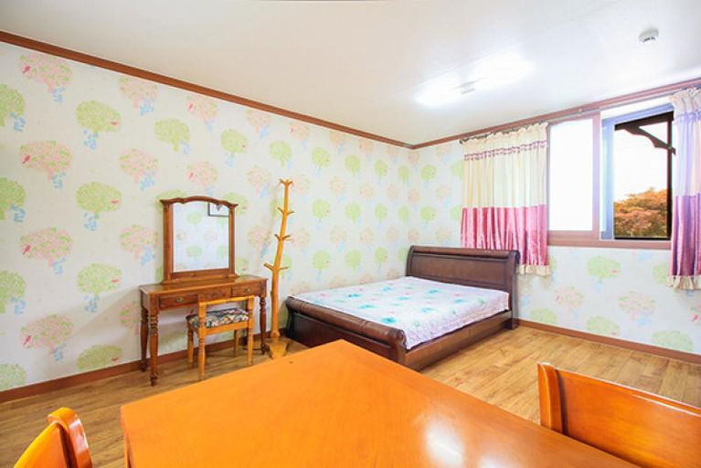Bedroom 2, Taean (Anmyeondo) Rosemary Pension, Taean