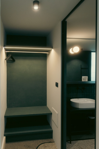 Bathroom 5, Roiss Haus, Lecce