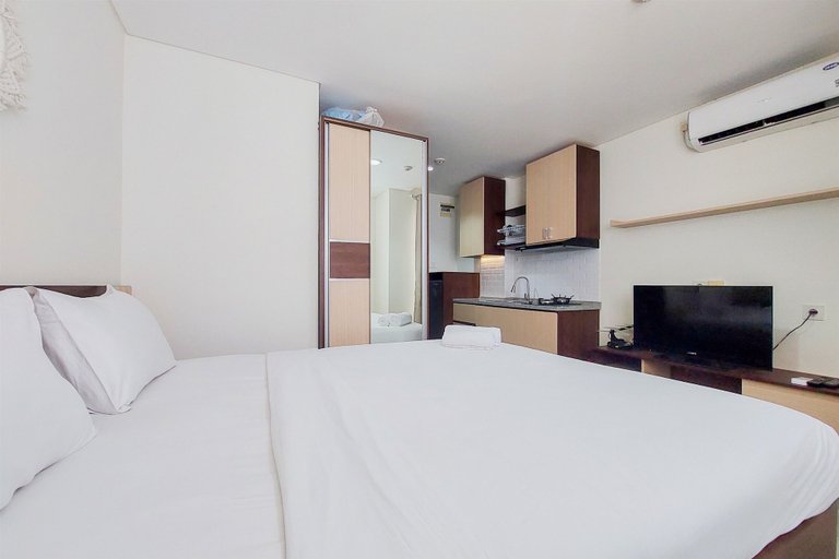 Bedroom 2, Homey Studio At Bintaro Icon Apartment, South Tangerang