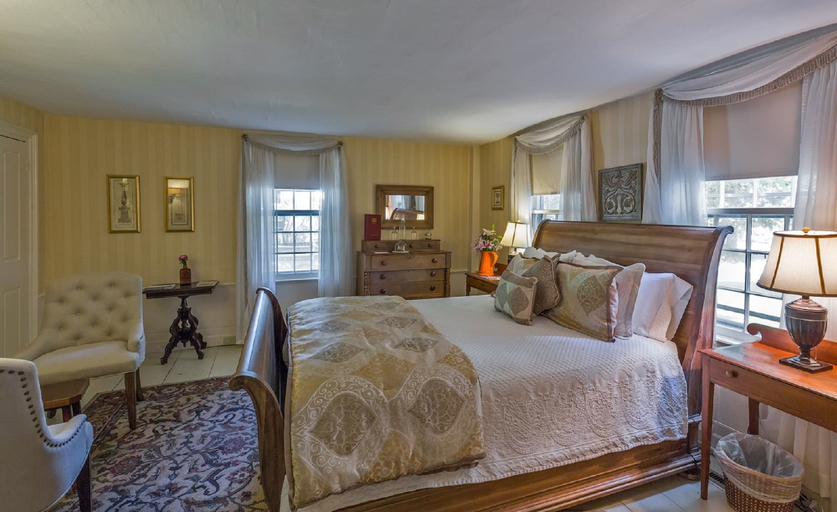 Bedroom 2, Colby Hill Inn, Merrimack