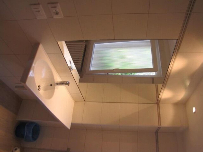 Bathroom 4, Villa Olivo, Verona