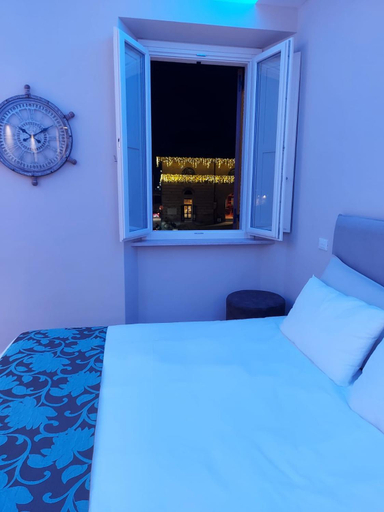 Others 3, La Romantica camere e wellness, Ancona