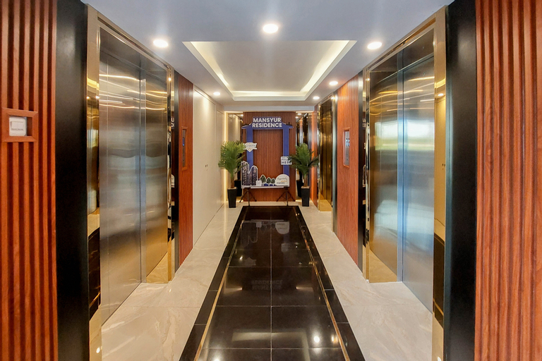 Public Area, Simply Look Studio Apartment at Mansyur Residence By Travelio, Medan