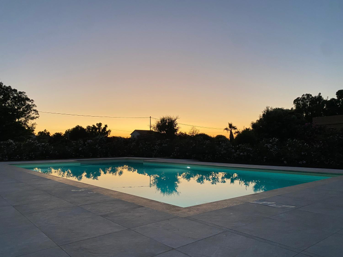 Others 2, Maris Suite - Romantic Jacuzzi, Sassari