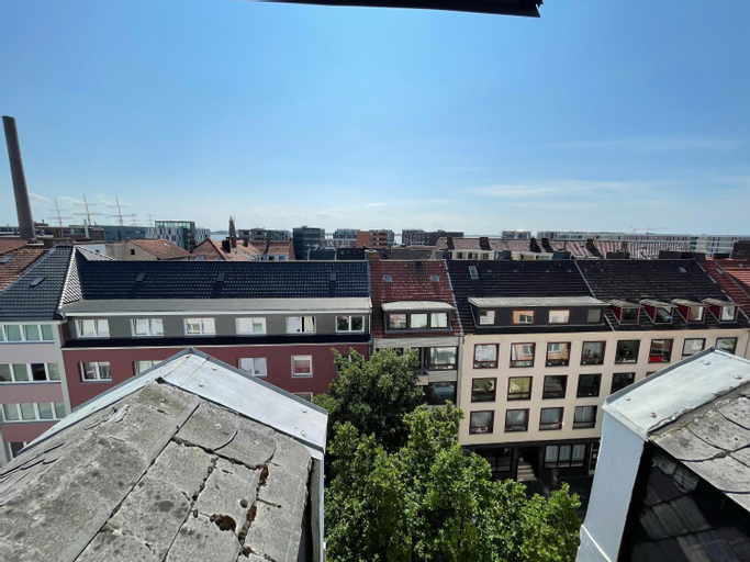 Schones einfaches zentrales Zimmer uber den Dachern der Stadt, Bremerhaven