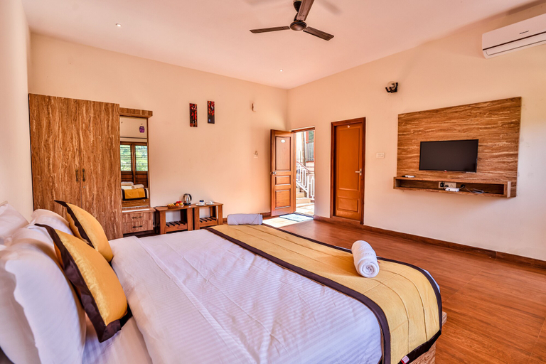 Bedroom 3, Hill Crest Resort, Kodagu