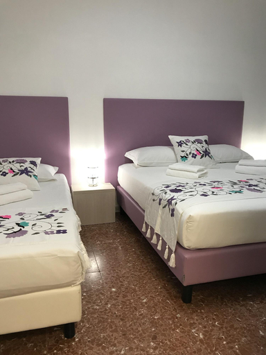 Bedroom 3, Affittacamere Dianir, Rome
