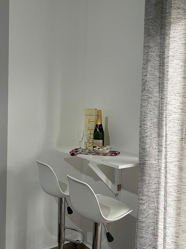 Others 4, A bone Guest house, Catania