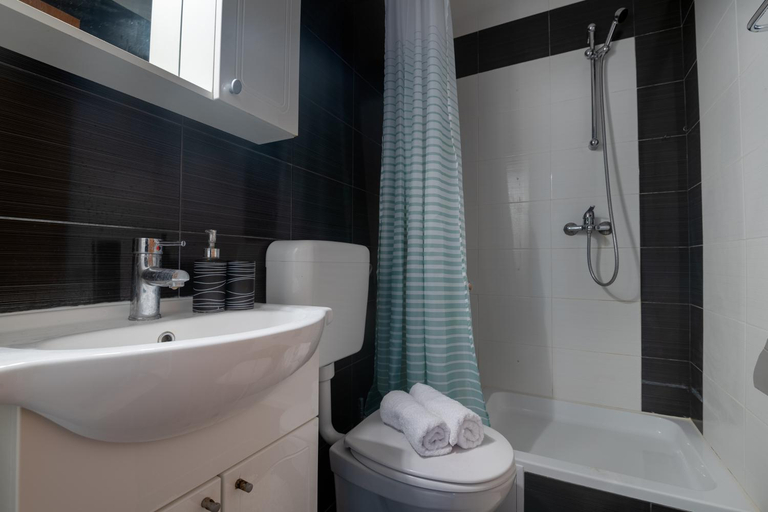 Bathroom 3, Apartments Sara & Leon, Herzegovina-Neretva
