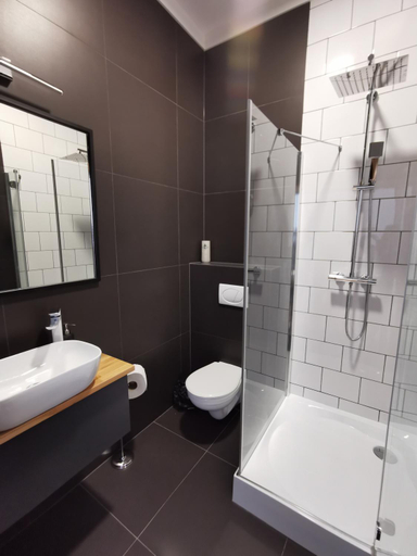 Bathroom, Restauracja ,,Biala Dama,,, Poznań
