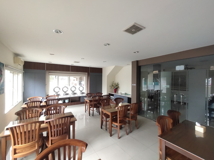 Food & Drinks 4, Hotel Cepu Indah 2, Blora