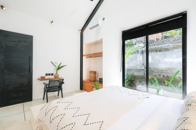 Bedroom 2, Villa Neptune Uluwatu, Badung
