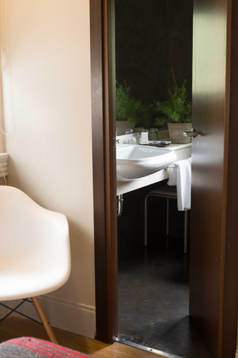 Bathroom 4, Hotel Rio Bidasoa, Guipúzcoa