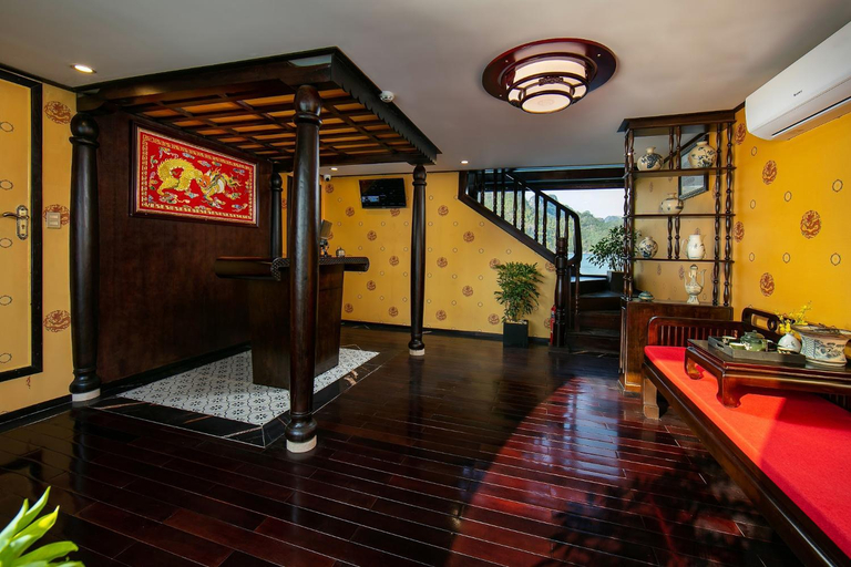 Public Area 2, Nostalgia Halong Cruise, Hạ Long