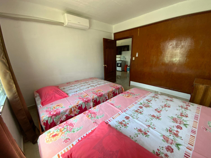 Bedroom 2, Hostel Casa Verde, Tela Atlantida., Tela
