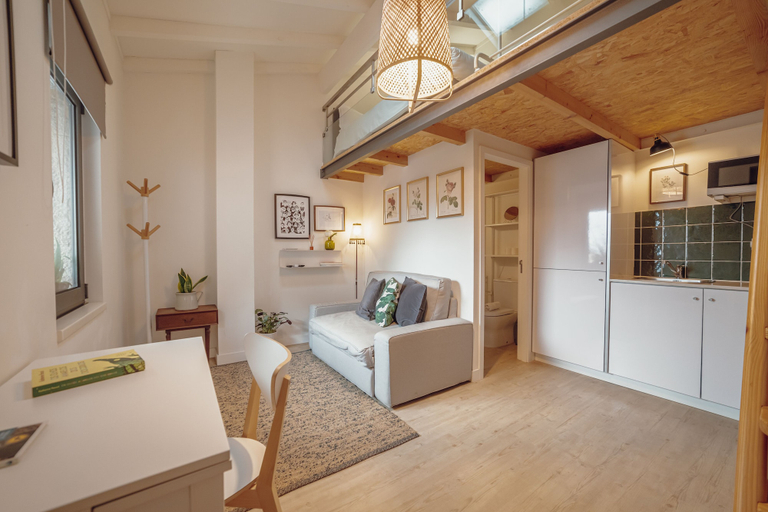 Others 4, Mezzanine Stylish by Vacationy, Porto