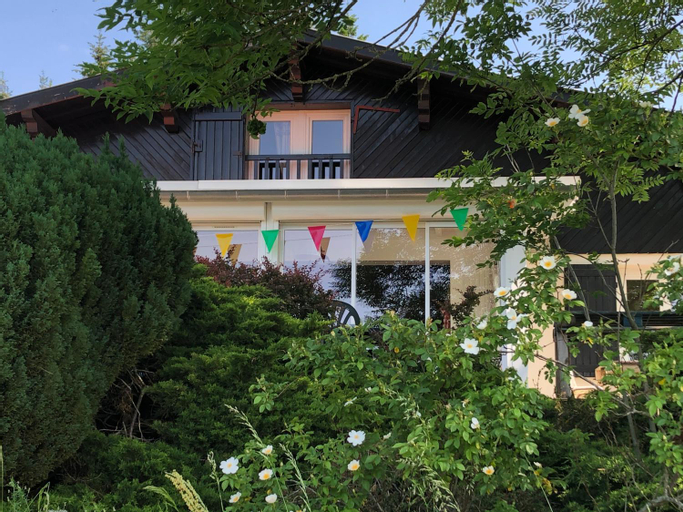 LE CHALET de la goutte, Rhône