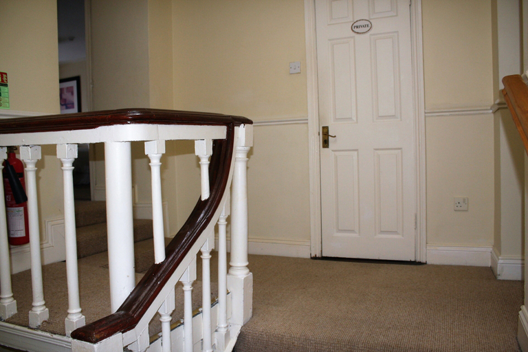 Others 5, No 13 Townhouse