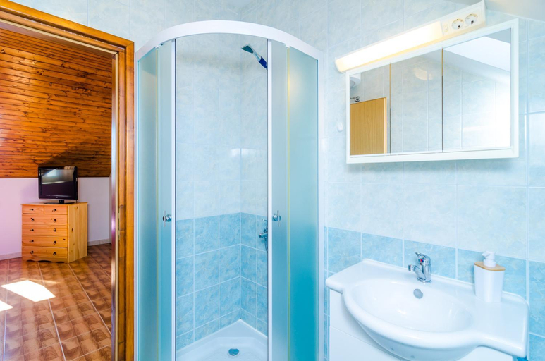 Bathroom 3, Apartment Tonkas Terrace - Studio Apartment with Terrace and Sea View, Dubrovačko Primorje