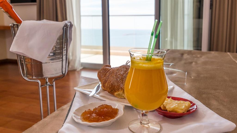 Food & Drinks, Maritim Rafaelo Resort, Tiranës