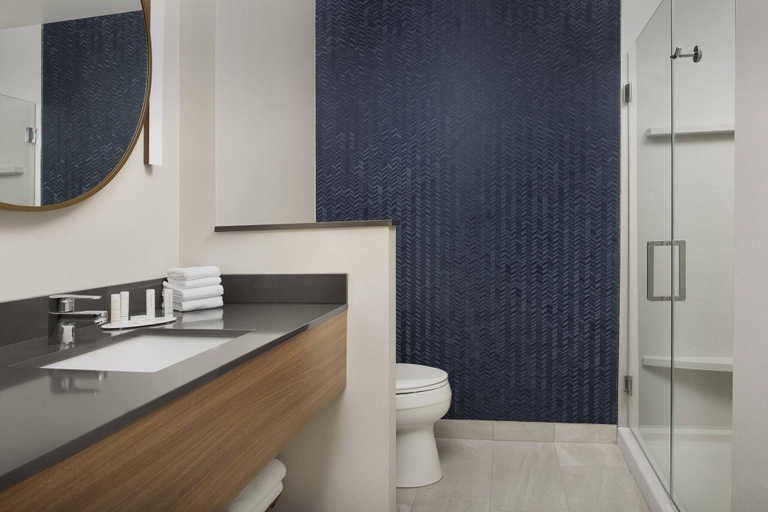 Bathroom 17