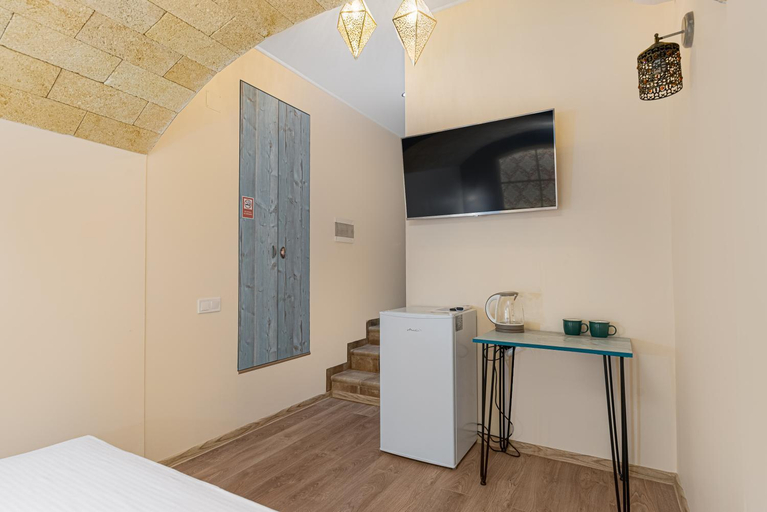 Others 4, Apart Hotel Lyon d'Opera, Odes'ka