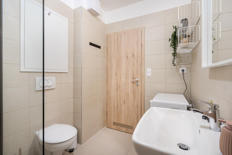 Bathroom 5, Cosy Tolnai street Apartments, Budapesti