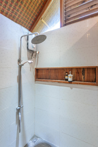 Others 3, Camanolo Homestay, General Luna