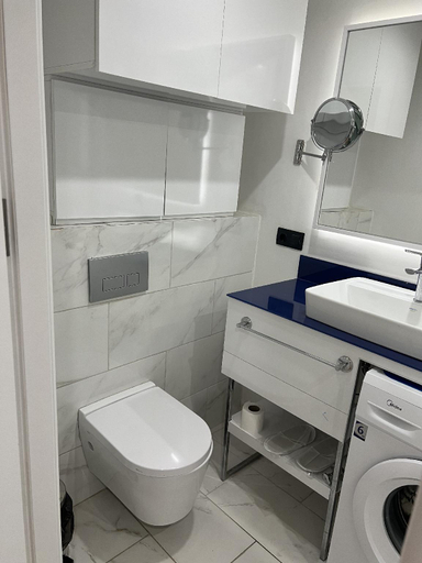Bathroom 5, Orbi City Apartaments, Batumi