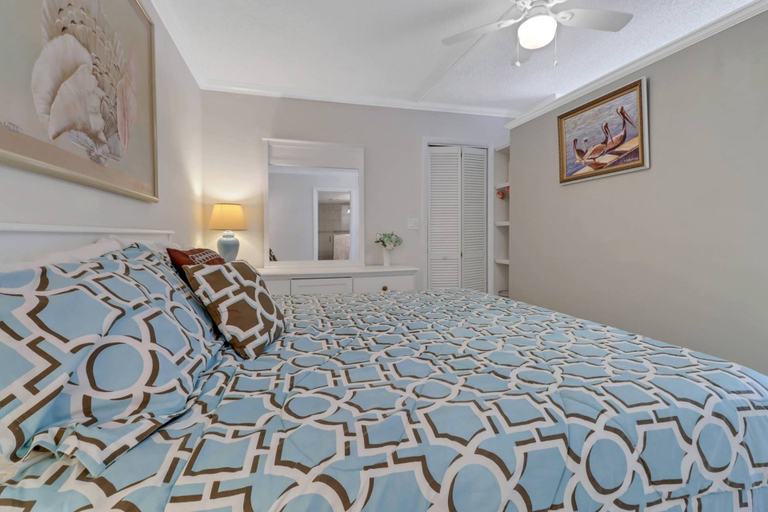Bedroom 3, Beach & Tennis 1501, Lee