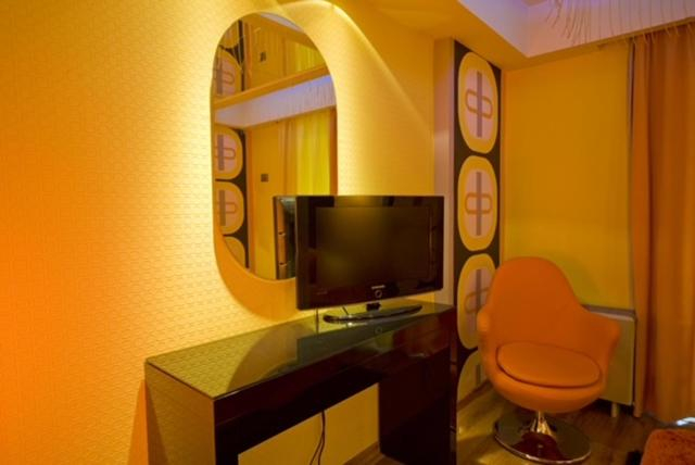 Others 4, HOTEL PRIVE, Attica
