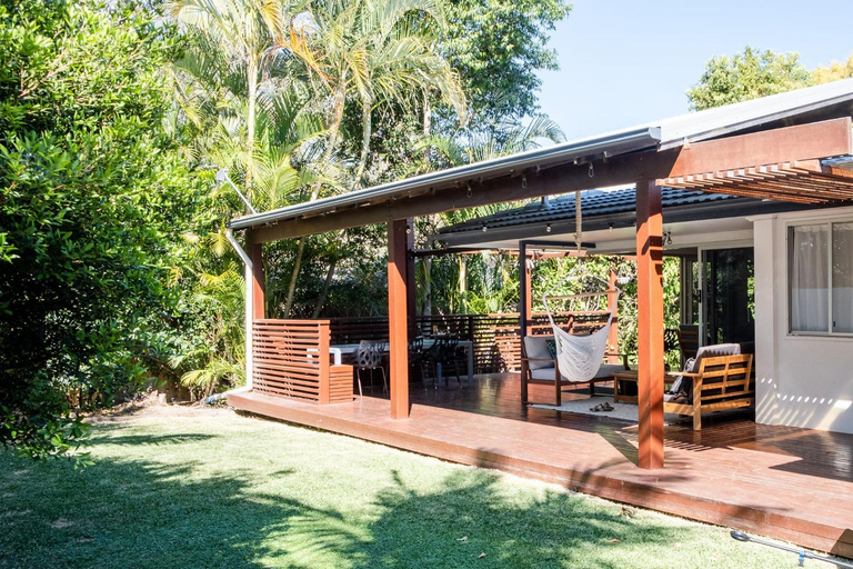 Exterior & Views, Mid-Century Modern Retro Beach House, Caloundra - Caloundra N.