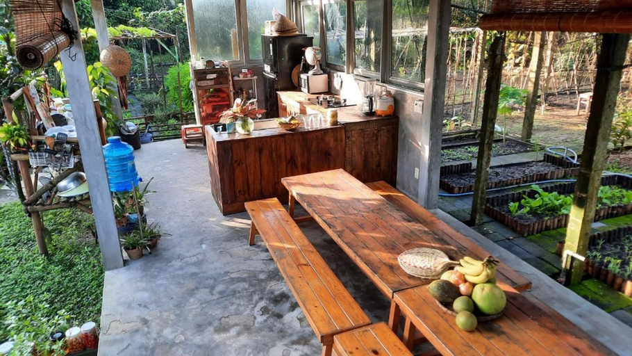 Kitchen 5, Vuon Nha Ngoai Garden Homestay, Ho Chi Minh City