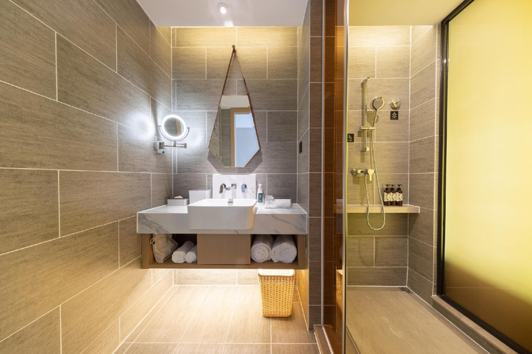 Bathroom 3, Atour Hotel Guiyang Guanshanhu Park, Guiyang