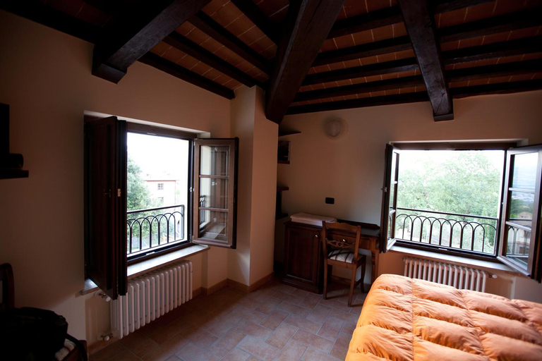Others, Le Rasse, Perugia