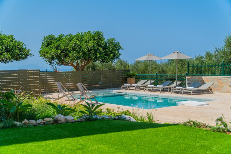 Others 5, Estella Villa with Pool, Children Area, BBQ & Magnificent Views!, Crete