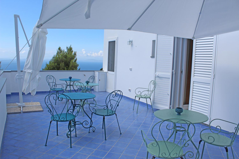 Others 2, B&B Casa Angelina, Napoli