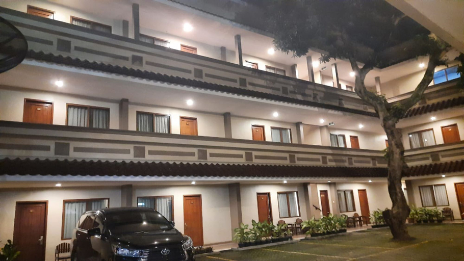 Exterior & Views 5, Hotel Cepu Indah 2, Blora