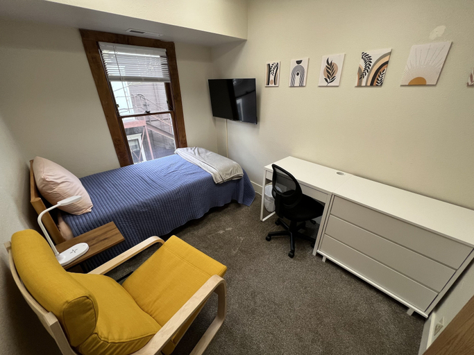 Bedroom 3, Counting Z's, Lane