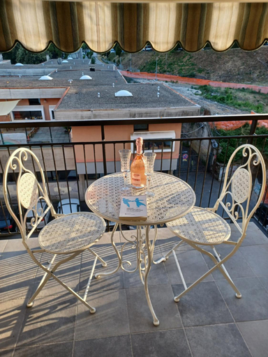 Others 4, Adelina House, La Spezia