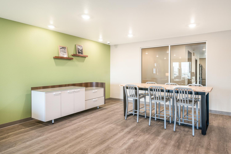 Public Area 2, WoodSpring Suites Broomfield-Westminster, Broomfield