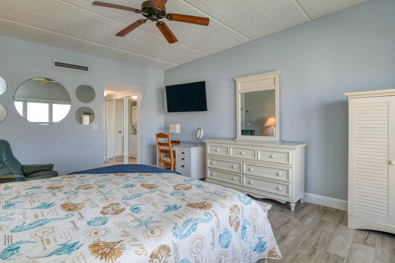 Bedroom 3, Pier Point 36, Saint Johns